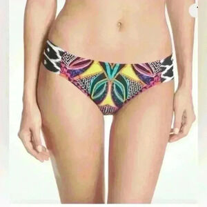 Trina Turk Africana bikini bottom NWT , sz 6